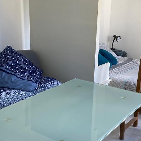 Adorable Gesthouse Avec Parking Gratuit Sur Place. Daire Le Chene Dış mekan fotoğraf